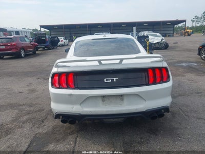 FORD MUSTANG