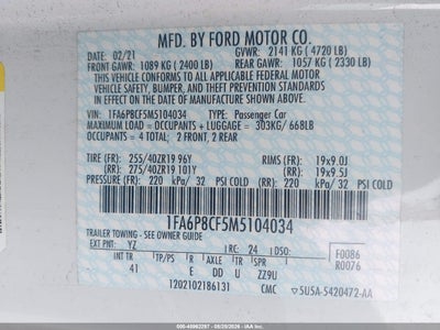 FORD MUSTANG