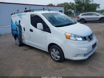 2014 Nissan Nv200
