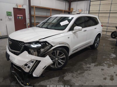CADILLAC XT6