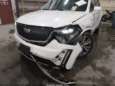CADILLAC XT6