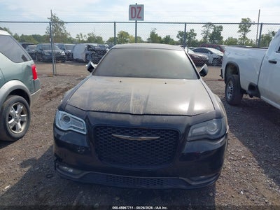 CHRYSLER 300