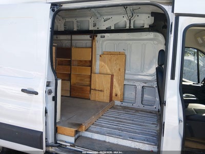 FORD TRANSIT-250 CARGO VAN