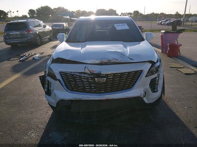 CADILLAC XT4