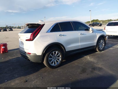 CADILLAC XT4