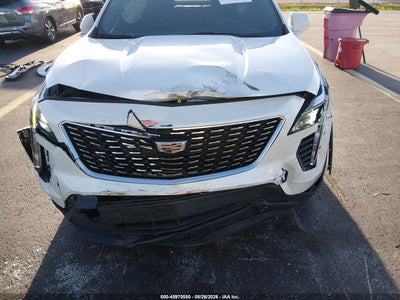 CADILLAC XT4