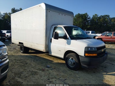 2020 Chevrolet Express Cutaway