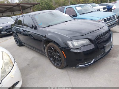 CHRYSLER 300
