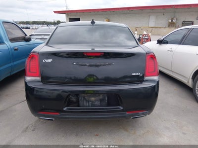 CHRYSLER 300