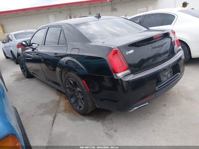 CHRYSLER 300