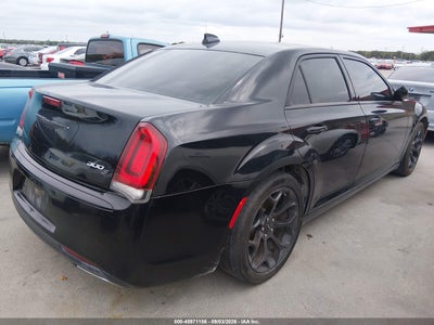 CHRYSLER 300