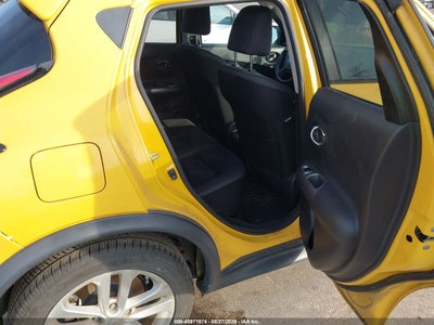 2015 NISSAN JUKE 8