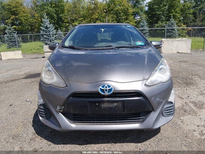2016 TOYOTA PRIUS C 6