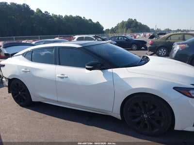 NISSAN MAXIMA