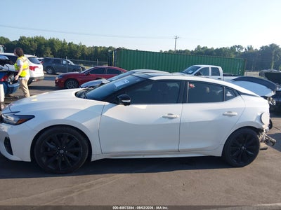 NISSAN MAXIMA