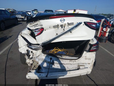 NISSAN MAXIMA
