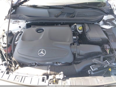 MERCEDES-BENZ GLA 250