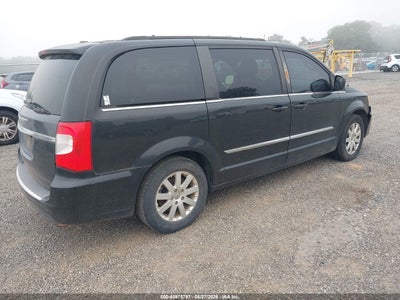 CHRYSLER TOWN & COUNTRY