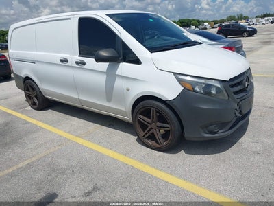 MERCEDES-BENZ METRIS