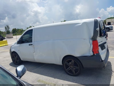 MERCEDES-BENZ METRIS