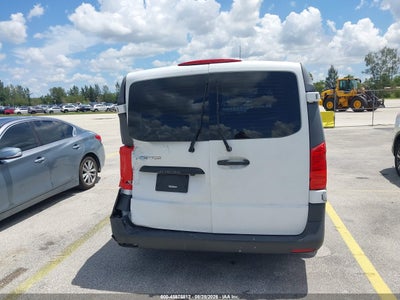 MERCEDES-BENZ METRIS