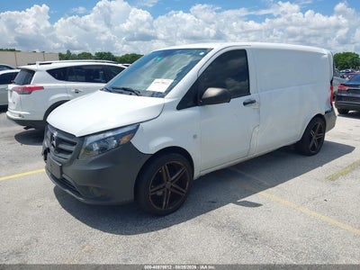 MERCEDES-BENZ METRIS
