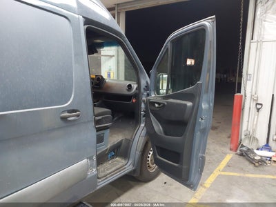 MERCEDES-BENZ SPRINTER 2500