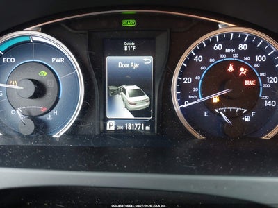 TOYOTA CAMRY HYBRID