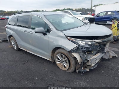2022 TOYOTA SIENNA XLE WOODLAND EDITION
