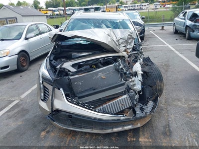 CADILLAC XT4