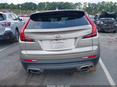 CADILLAC XT4