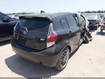 TOYOTA PRIUS C
