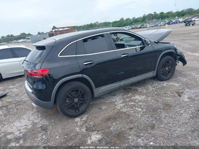 MERCEDES-BENZ GLA 250
