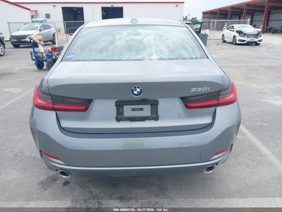 BMW 330I