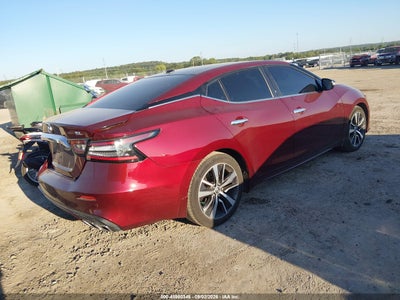 NISSAN MAXIMA