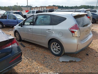 TOYOTA PRIUS V
