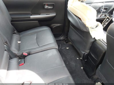 TOYOTA PRIUS V