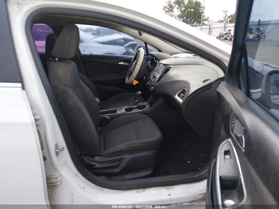 2016 CHEVROLET CRUZE 5