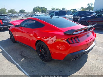 FORD MUSTANG