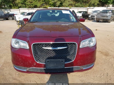 CHRYSLER 300