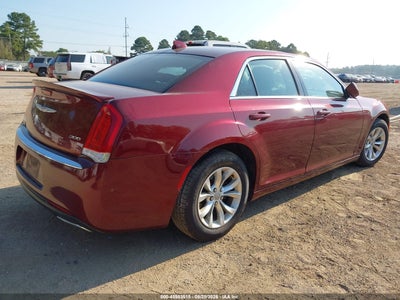 CHRYSLER 300