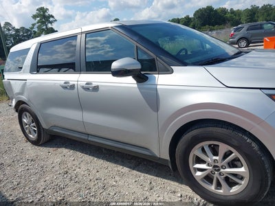 KIA CARNIVAL MPV