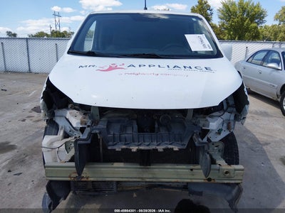NISSAN NV200