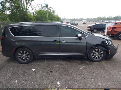 CHRYSLER PACIFICA HYBRID
