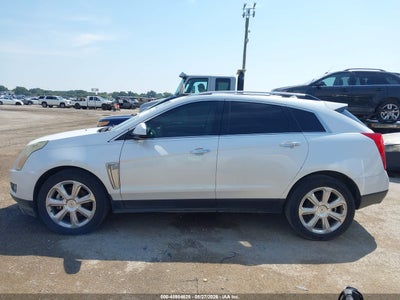 CADILLAC SRX