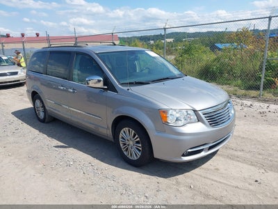 2016 Chrysler Town & Country