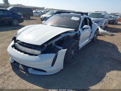 PORSCHE TAYCAN