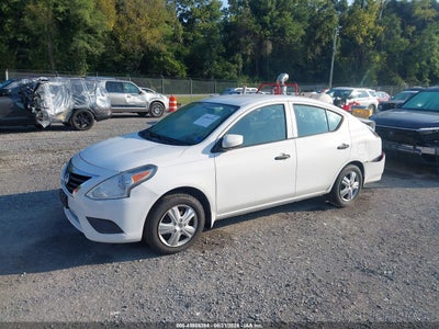 NISSAN VERSA