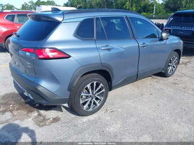 TOYOTA COROLLA CROSS