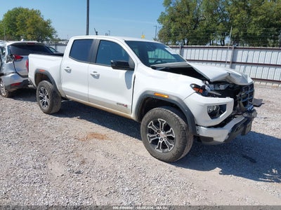 2024 GMC CANYON 4WD AT4